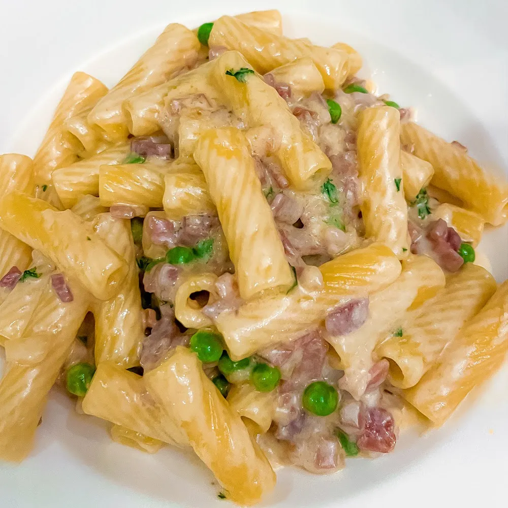 Poi Asta Con Panna Prosciutto E Piselli 4ps